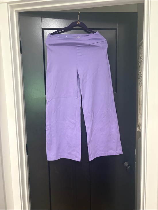 Dear Scarlett Pants - Women's Lavender Wide-Leg Capris with Fold-Over Waistband